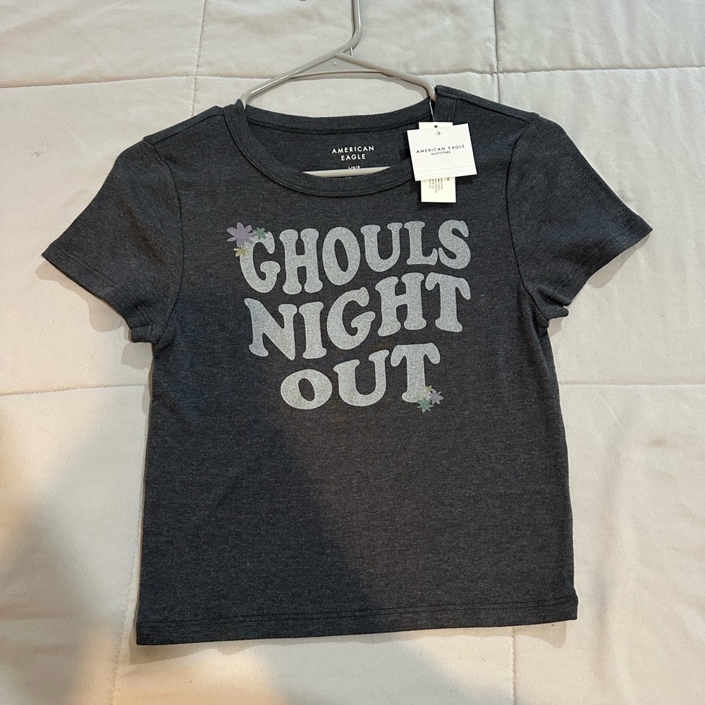 American Eagle Outfitters Gray Crop Top with GHOULS NIGHT OUT Print